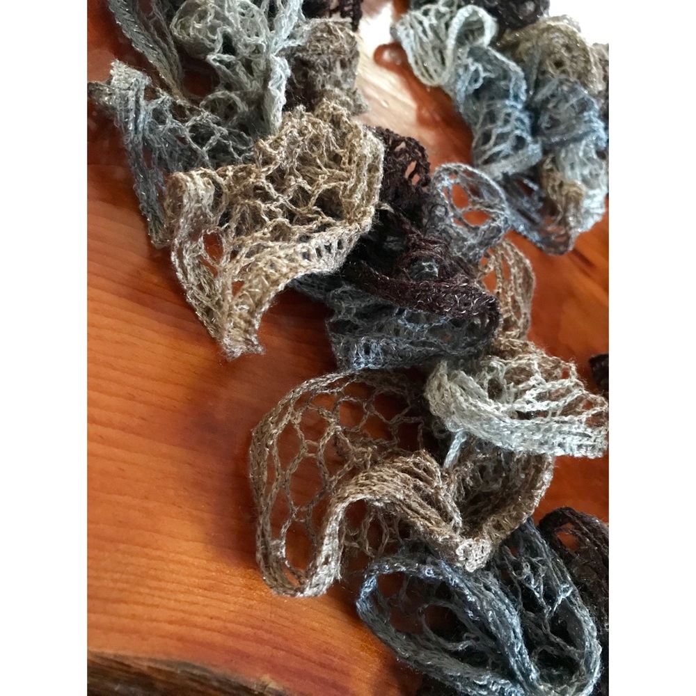 Handmade Scarf - Picture 2 of 3